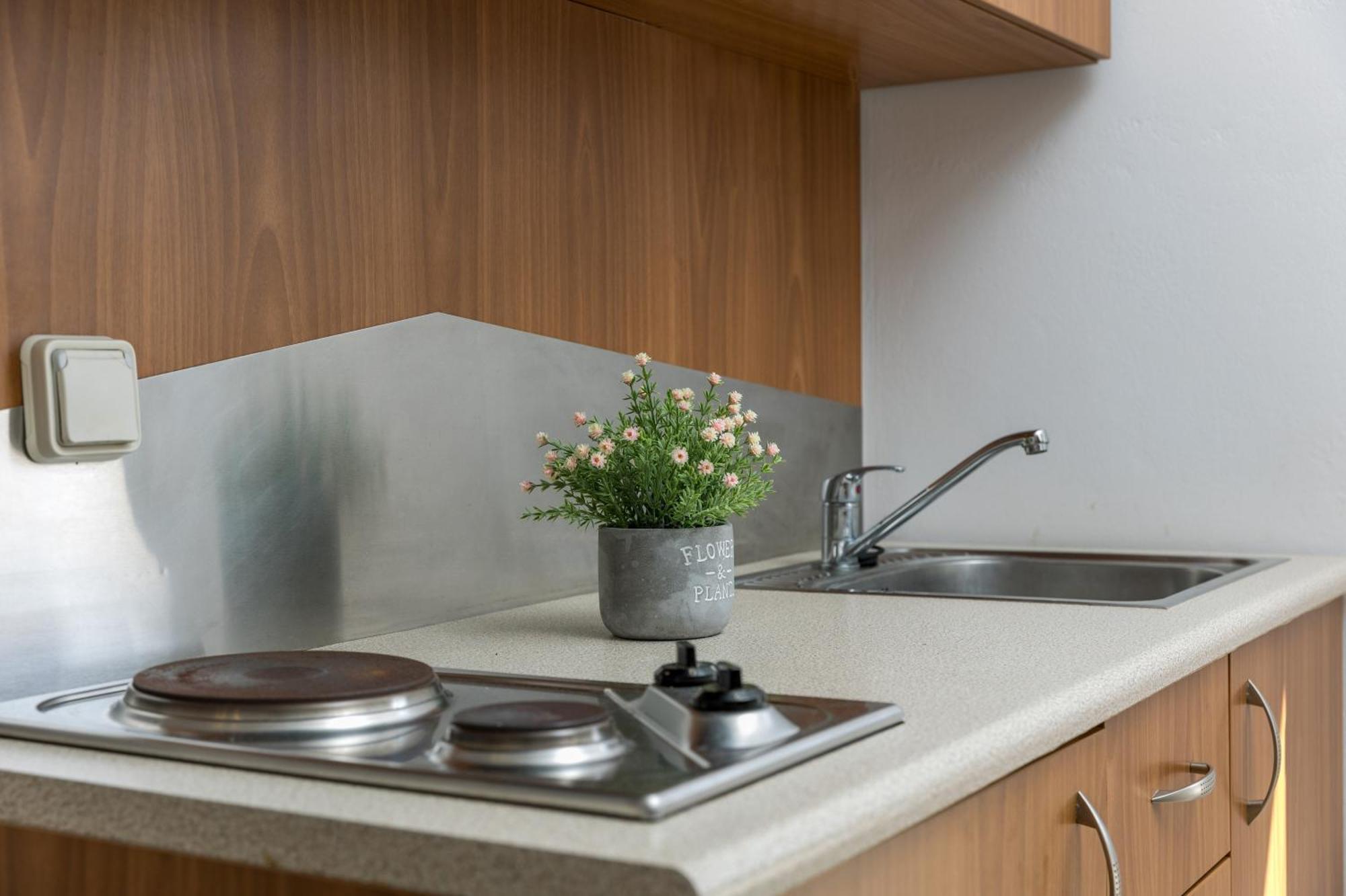 Marine Dream Apartment ปลากา ภายนอก รูปภาพ